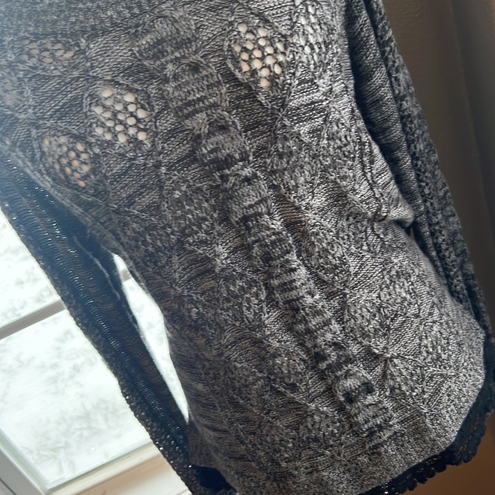 Sweater - Picture 2 of 5